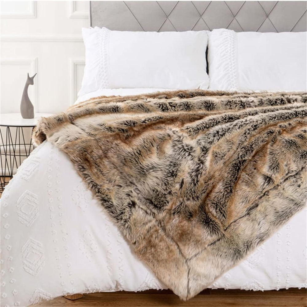 Hervé Luxury Plush Faux Fur Blanket