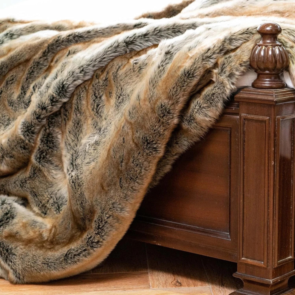 Hervé Luxury Plush Faux Fur Blanket