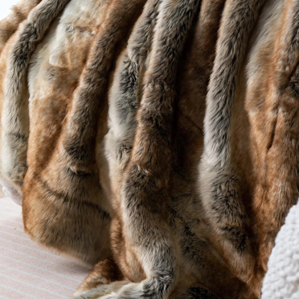 Hervé Luxury Plush Faux Fur Blanket