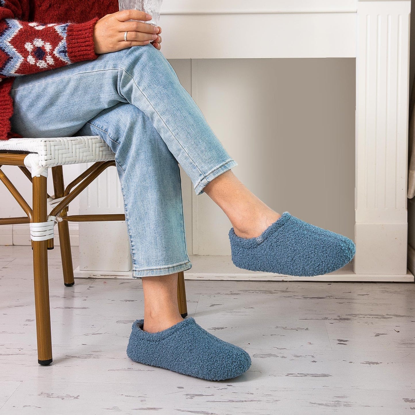 Curly Faux Fur Memory Foam Slippers