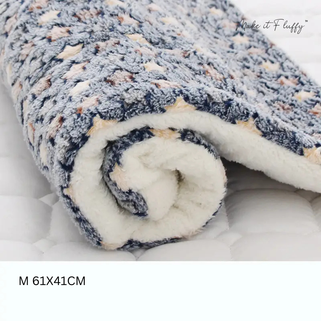 Cozy Calming Cat Blanket โ Soft Plush Pet Comfort Throw