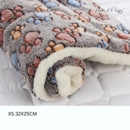Cozy Calming Cat Blanket – Soft Plush Pet Comfort Throw