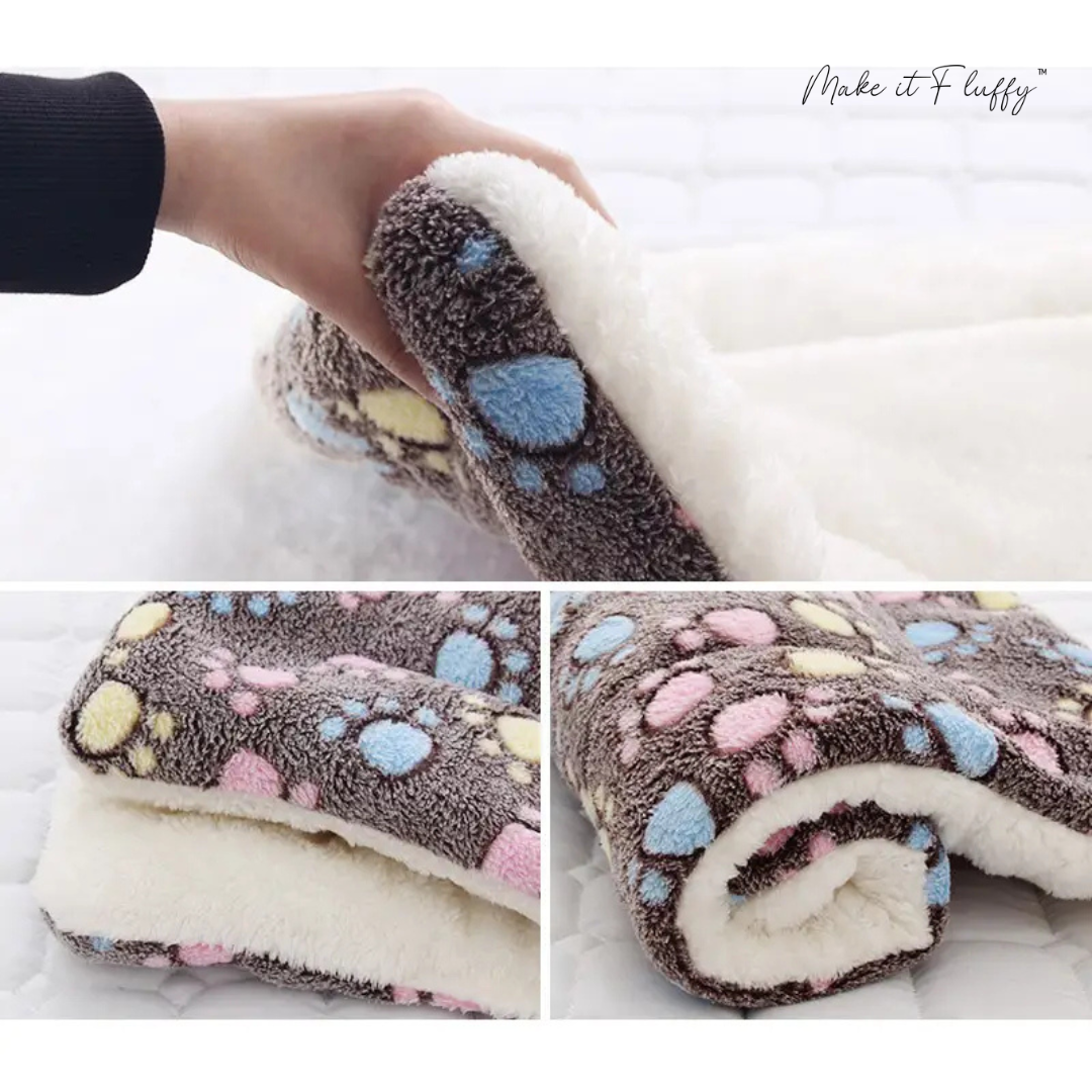 Cozy Calming Cat Blanket – Soft Plush Pet Comfort Throw