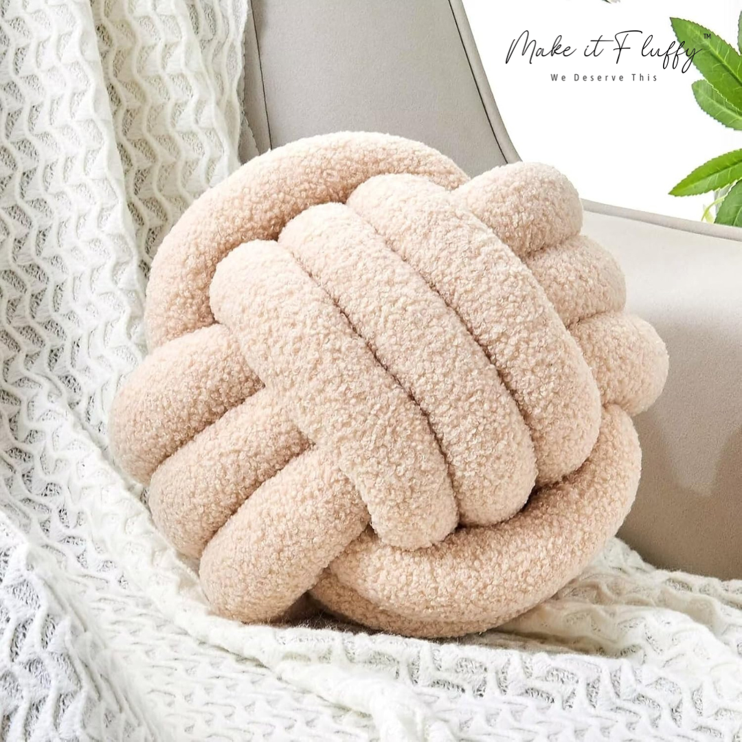 Modern Art Knot Pillow